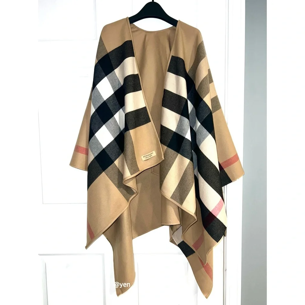 Burberry Reversible Camel Charlotte Solid Check Wool Cape - Picture 8 of 12